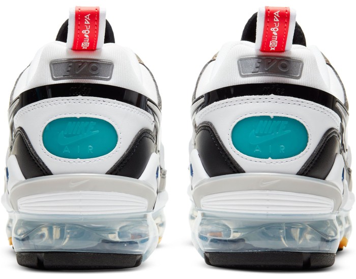 Nike Air Vapormax EVO Белые с золотым