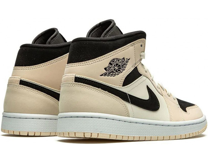 Nike Air Jordan 1 Retro Barely Orange