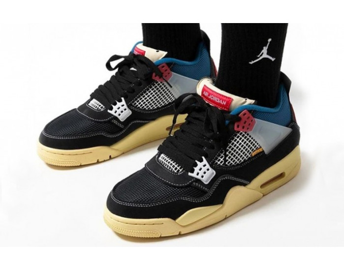 Nike Air Jordan 4 Retro x Union LA Off-Noir