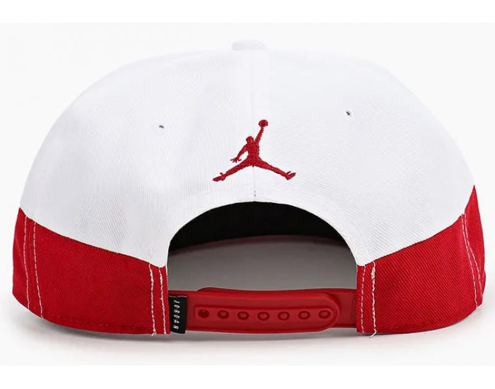 Кепка Nike Air Jordan Pro белая с красным