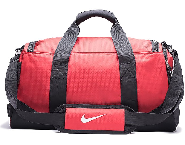 Сумка Nike цвет красный