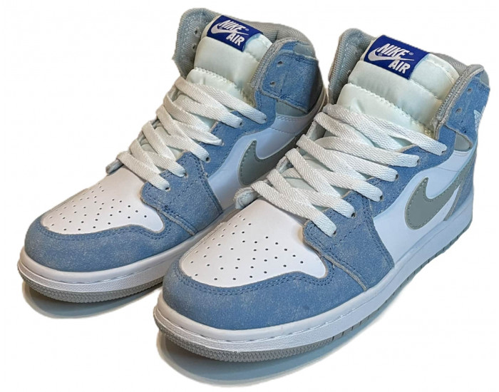 Nike Air Jordan 1 Retro High OG Hyper Royal