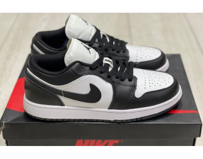 Nike Air Jordan 1 Low Dunk