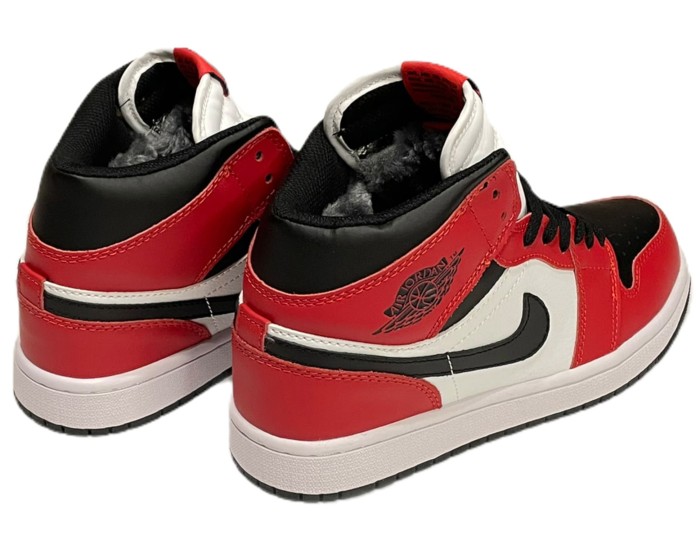 Nike Air Jordan 1 High Chicago Black Red с Мехом