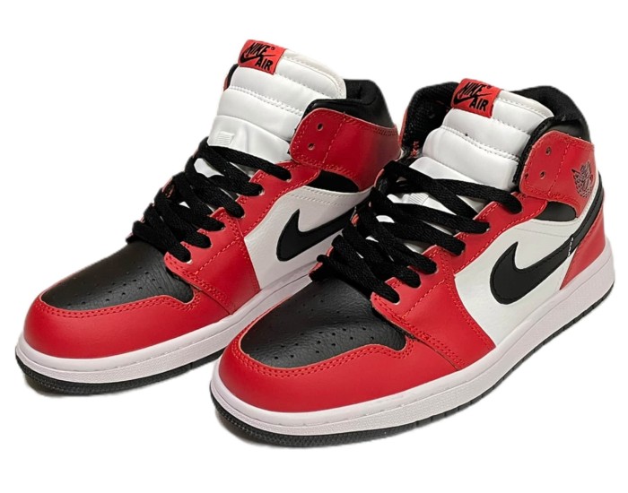 Nike Air Jordan 1 High Chicago Black Red с Мехом
