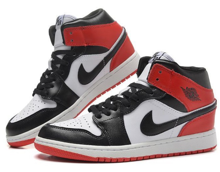 Nike Air Jordan 1 Retro Black Toe с Мехом